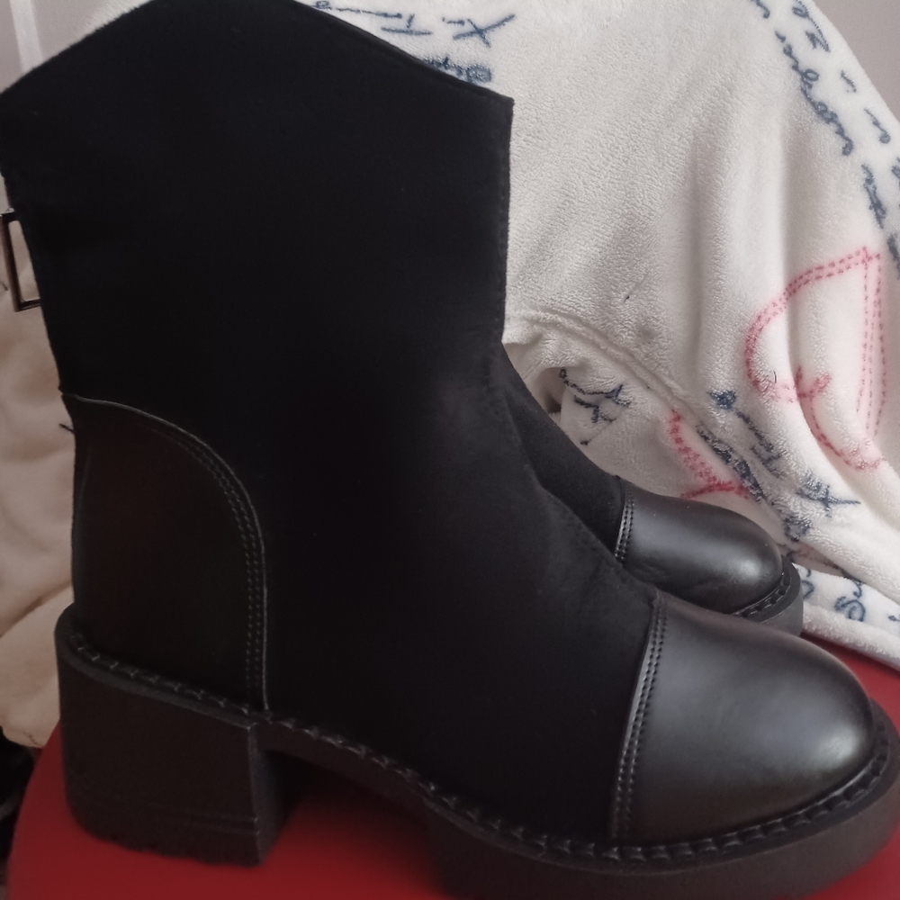 Black Women's Ankle Boots
